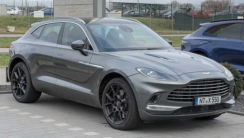 Aston Martin DBX
