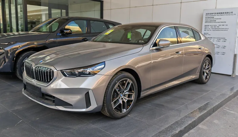 BMW 5 Series LWB