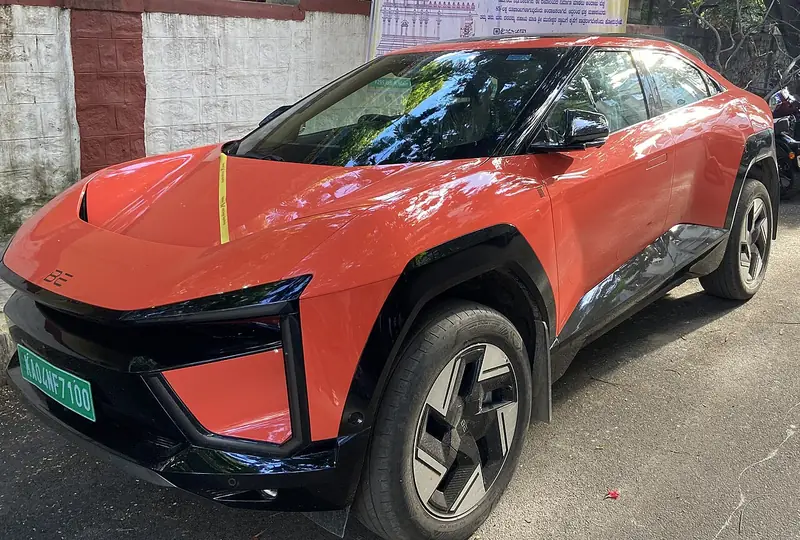 Mahindra BE 6 Sporteq