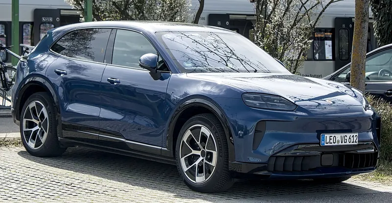 Porsche Cayenne Electric